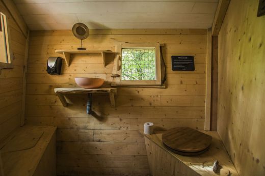 Ben Lomond tree house cabin in Brittany