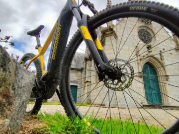 💥 SORTIES VTT sport et/ou patrimoine 🚵🏼‍♂️
Depuis cette été, nous proposons une nouvelle formule pour profiter de nos VTT électriques à l'extérieur du...